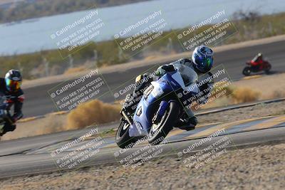 media/Dec-18-2022-SoCal Trackdays (Sun) [[8099a50955]]/Turn 14 (940am)/